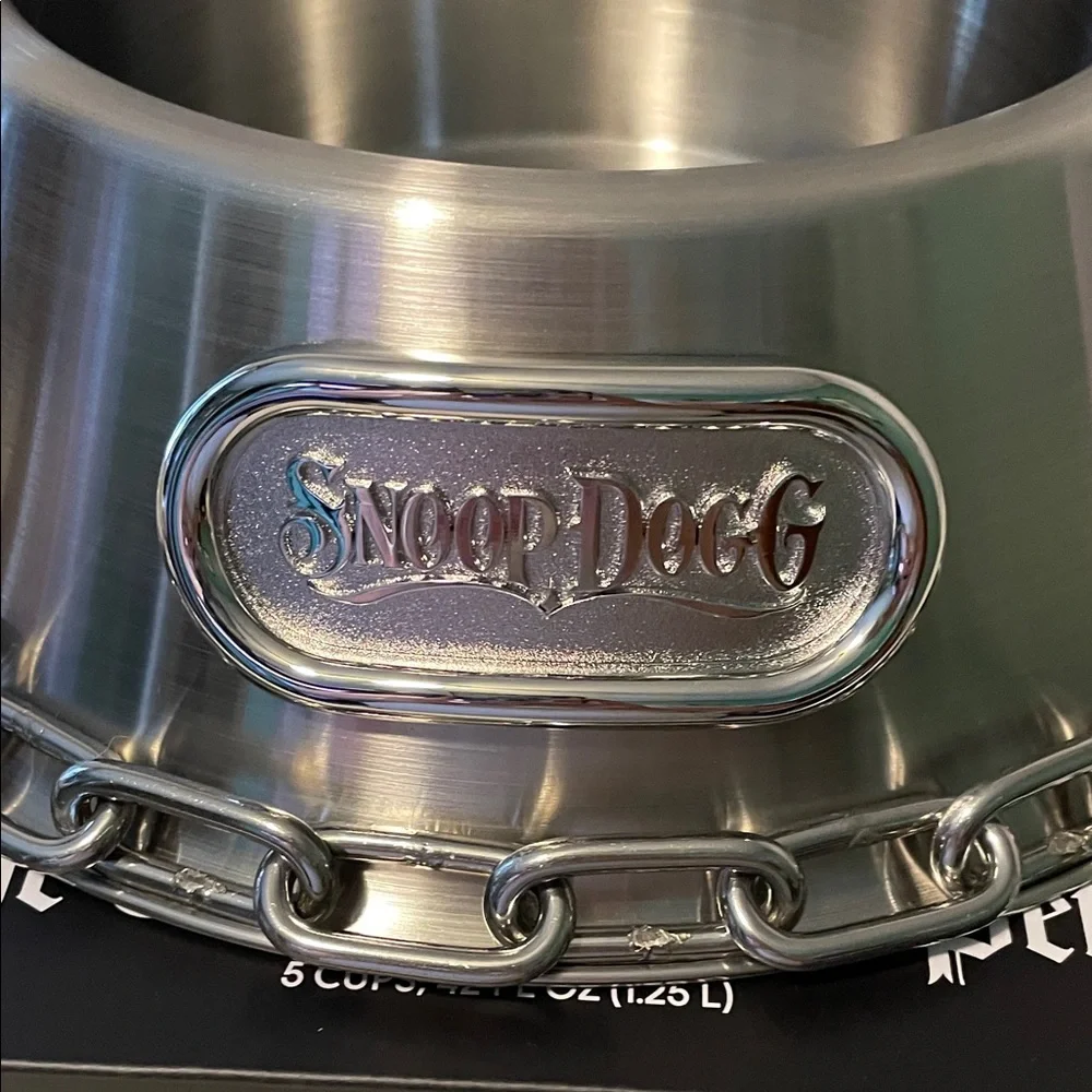 Snoop Dogg Stainless Steel Pet Bowl set (2)